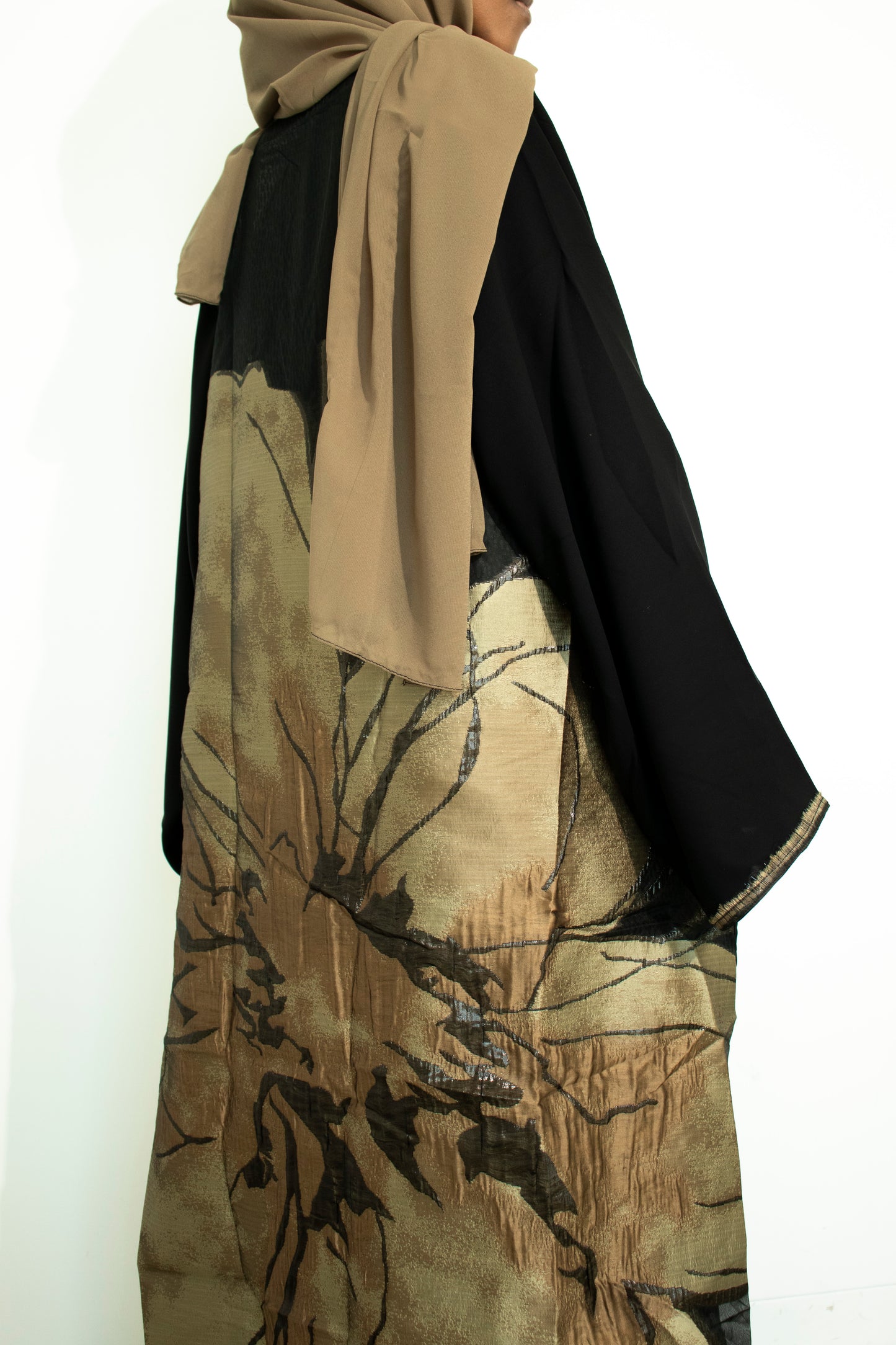 Bloom Luxe Abaya